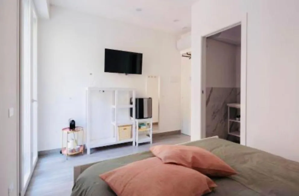 Annita'S Rooms La Spezia 0*,